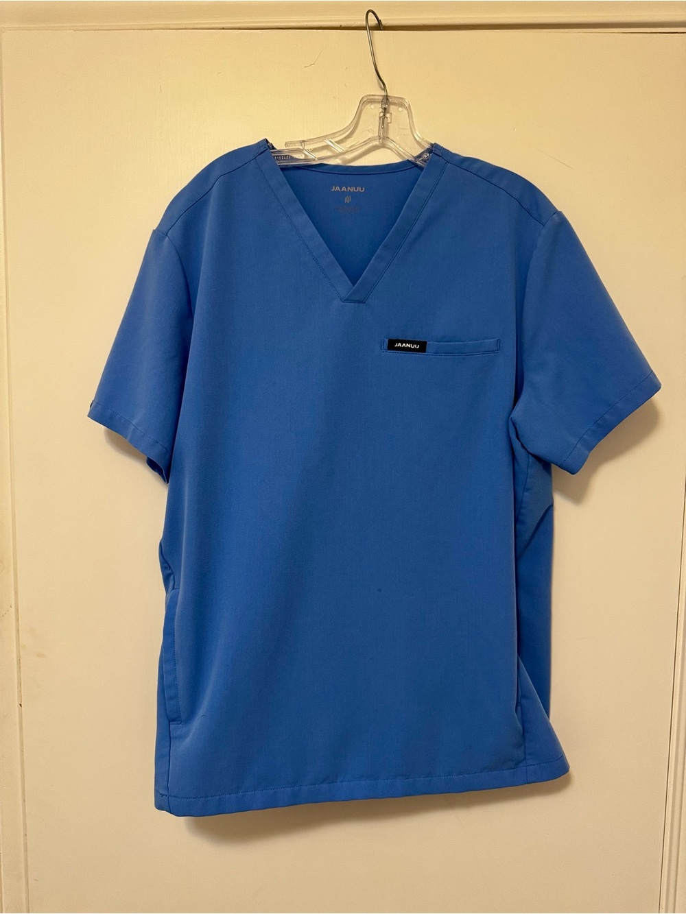 Jaanuu Men's V-Neck Scrub Top in Royal Blue